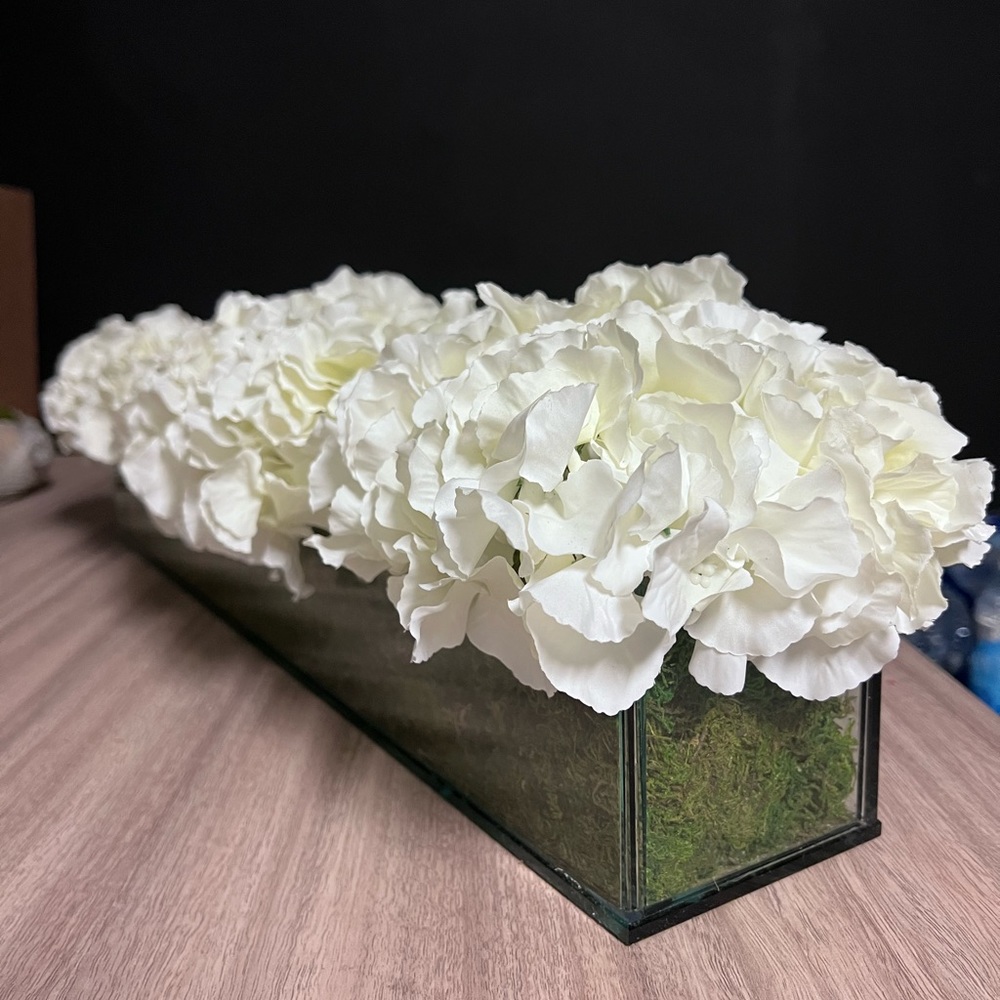 High Quality Artificial Floral Decor